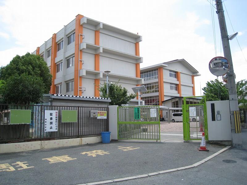 Primary school. 892m until Yamamoto elementary school