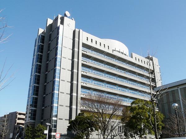 Government office. 750m to Yao City Hall