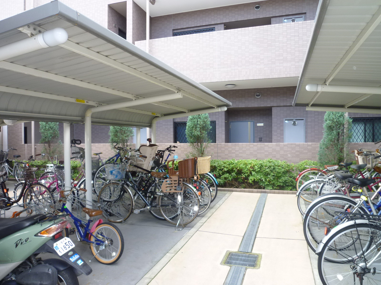 Other common areas. Bicycle-parking space