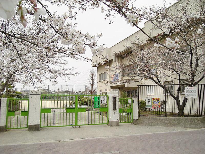 Other. Yamamoto elementary school (elementary school) 8 min. Walk