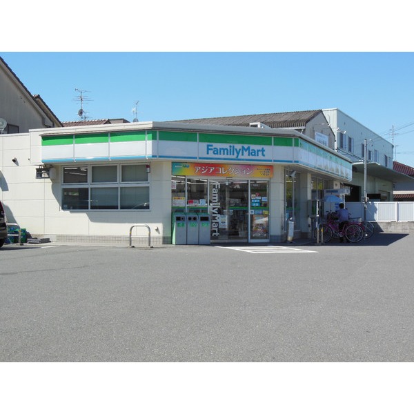 Convenience store. FamilyMart MYS Yao Nakata shop until the (convenience store) 141m