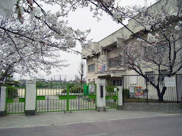 Primary school. Yamamoto 400m up to elementary school (elementary school)