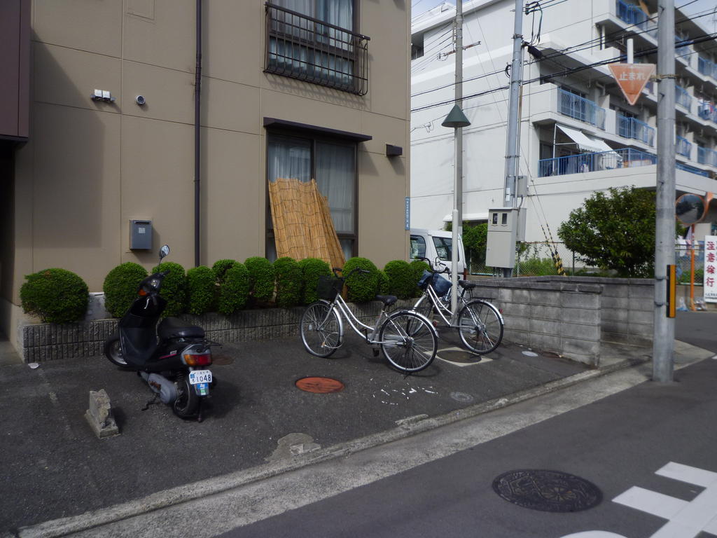 Other room space. Bicycle-parking space