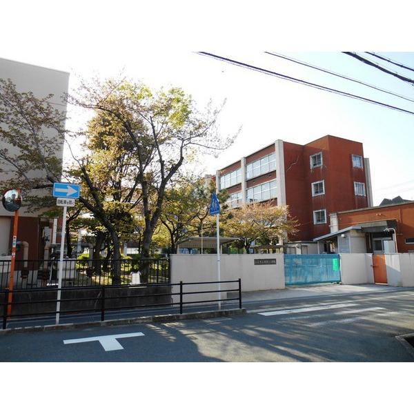 Primary school. 366m until Yao Municipal Osakabe Elementary School