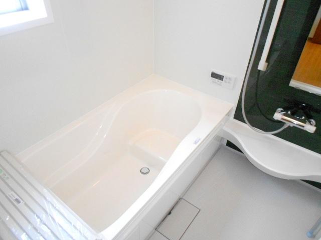 Same specifications photos (Other introspection). Slowly enjoy spacious bathroom also sitz bath