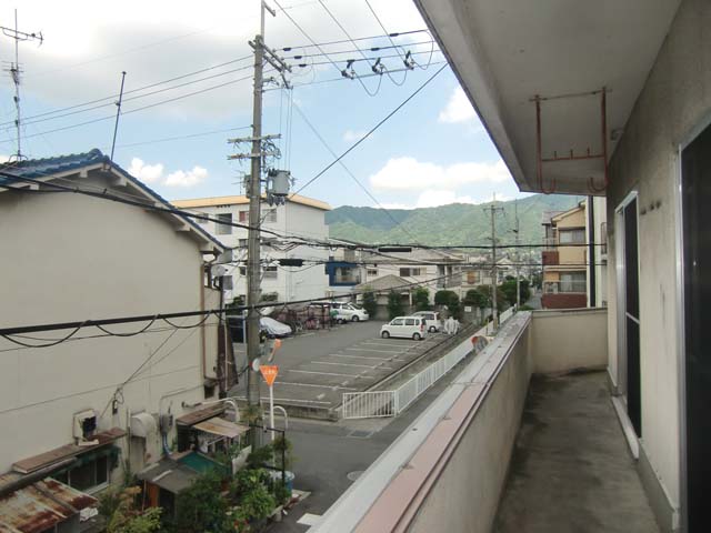Balcony. balcony!