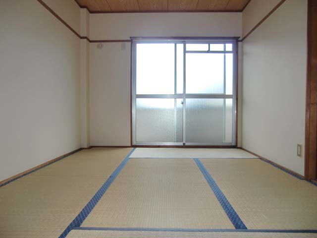 Living and room. Japanese-style room!