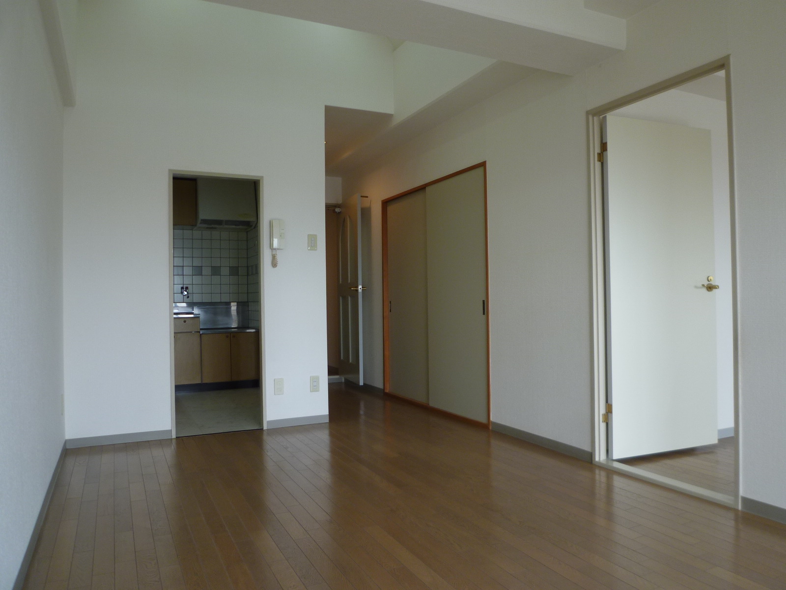 Living and room
