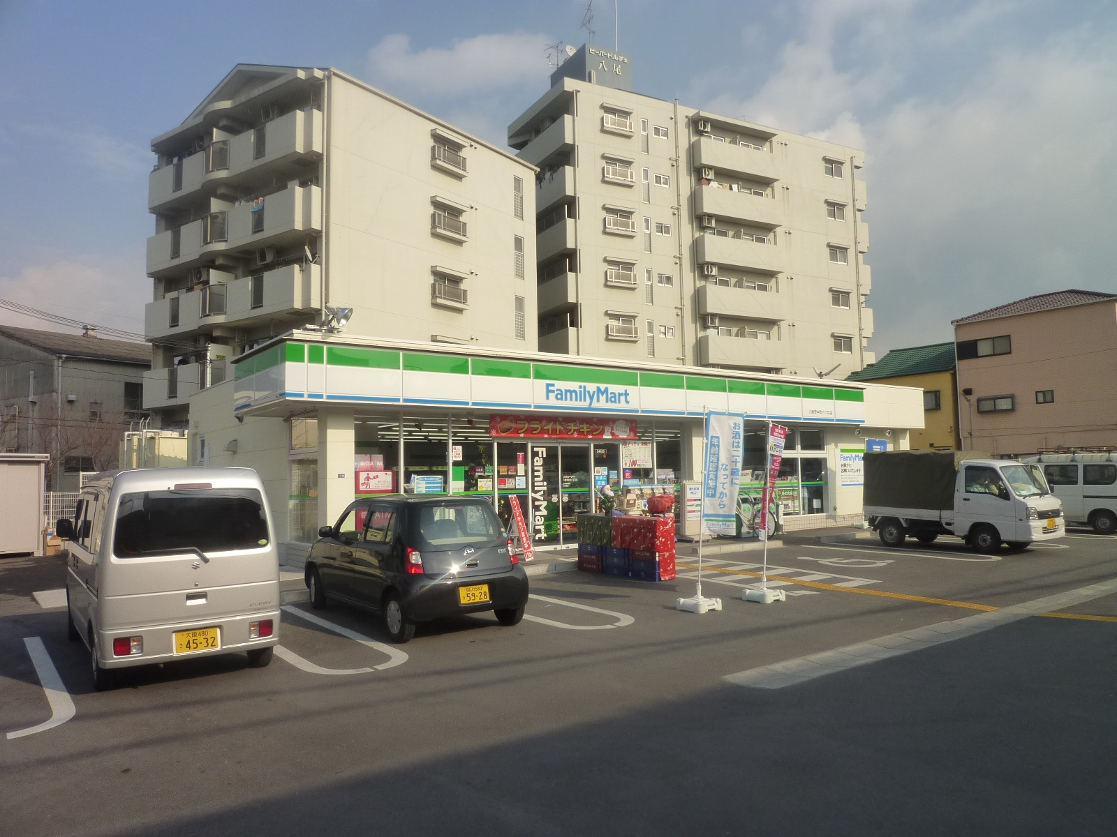 Convenience store. FamilyMart Yao Annaka-cho 6-chome store up (convenience store) 133m