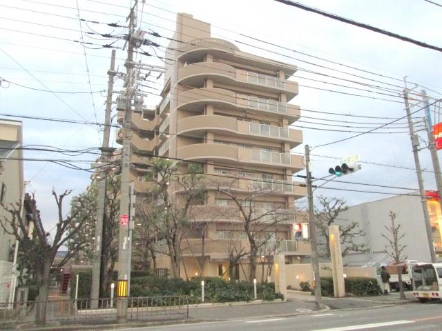 Local appearance photo. The ground is the apartment of the 8-storey