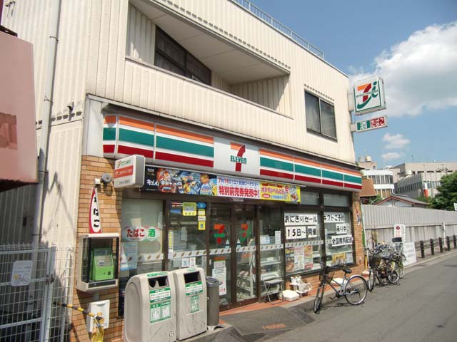 Convenience store. Seven-Eleven Yao Mountain Honcho 1-chome to (convenience store) 568m