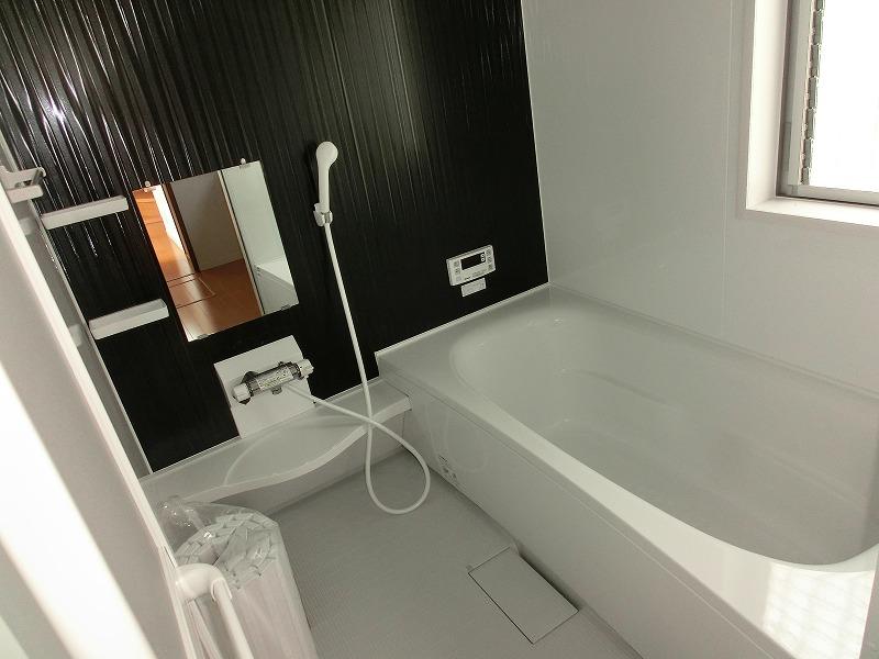 Bathroom. Comfortable and welcoming 1 pyeong type of bathroom