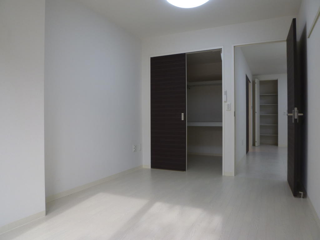 Other room space