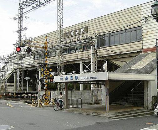 station. Kintetsu Osaka line "Takayasu" 320m to the station