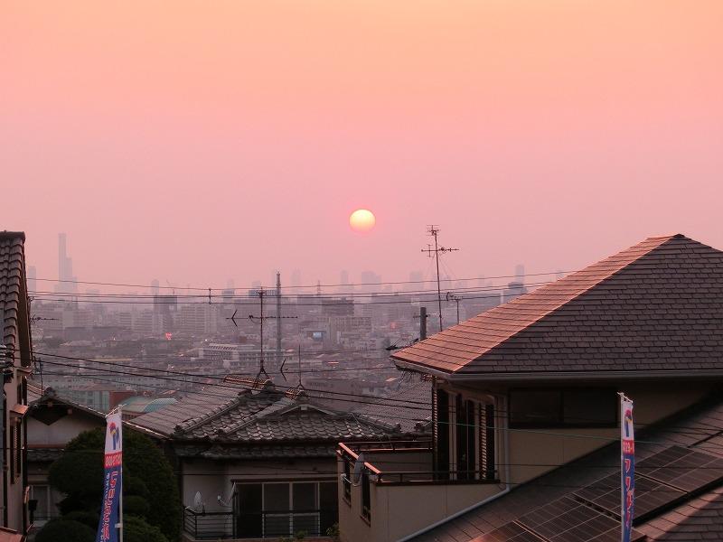 View photos from the dwelling unit. View overlooking the Osaka Plain is there worth a look