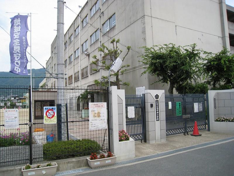 Primary school. 744m until Yao Municipal Takayasunishi Elementary School