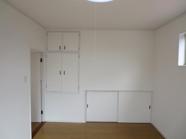 Non-living room. 2 Kaiyoshitsu 6 Pledge, Two-sided lighting