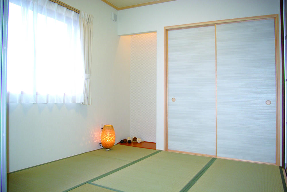 Non-living room. Japanese-style room (March 2013) Shooting