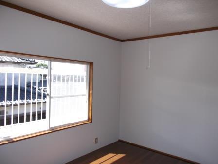 Non-living room. Second floor southeast side Western-style is children's room