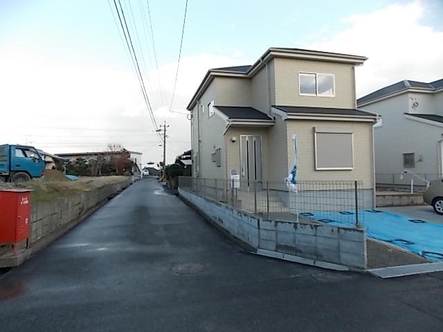 Local appearance photo