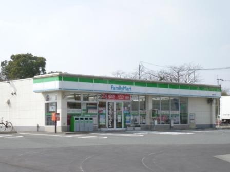 Convenience store. FamilyMart Saga Kamimine store up (convenience store) 500m