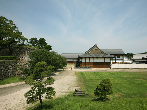 Surrounding environment. Saga Castle Honmaru History Museum (850m / 11-minute walk)