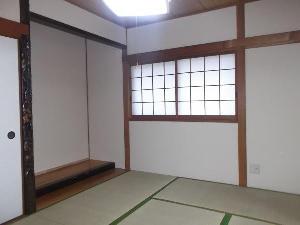 Other introspection. First floor Japanese-style room