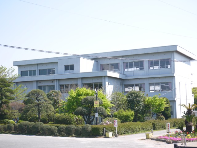 Primary school. Municipal Tosu to elementary school (elementary school) 2800m