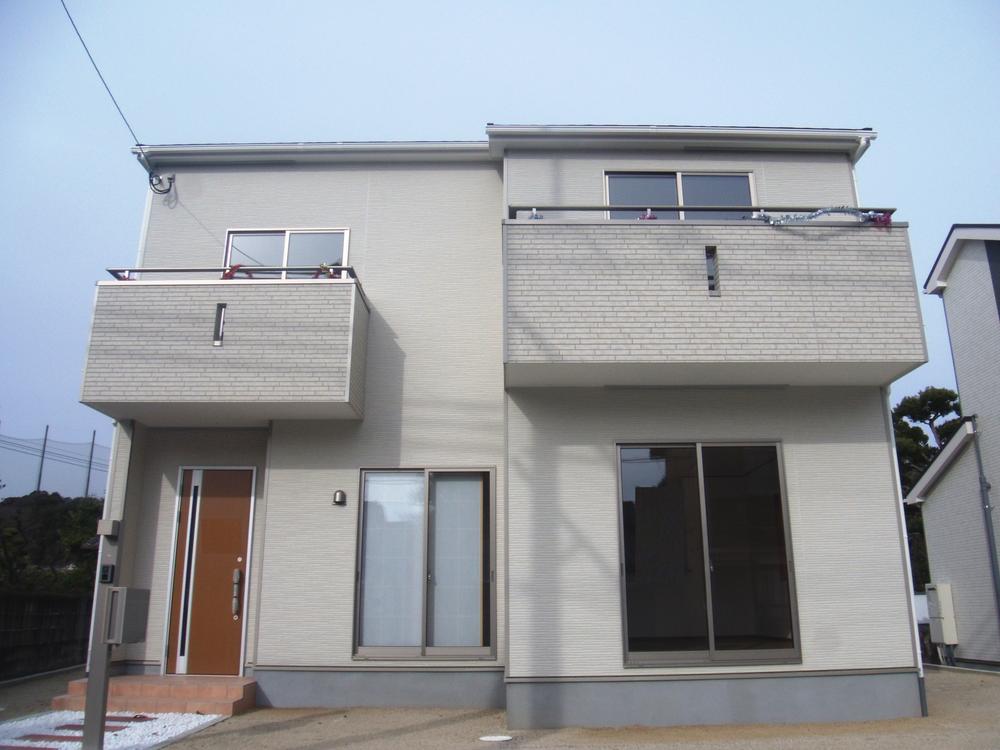 Local appearance photo