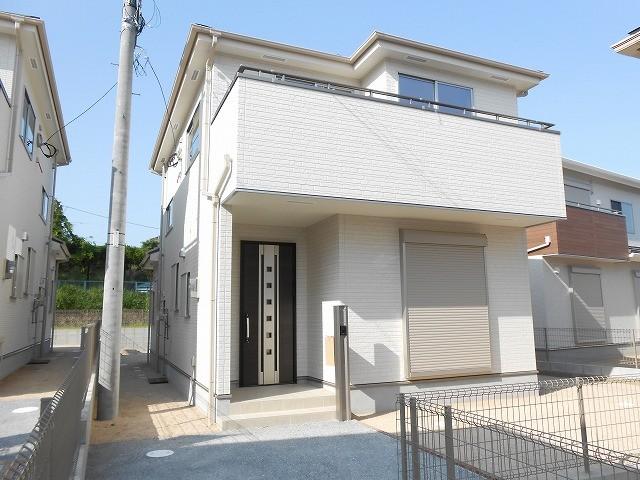 Local appearance photo. Is the same type similar properties