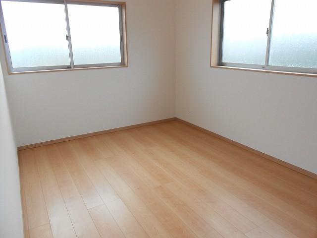 Other introspection. Is the same type similar properties