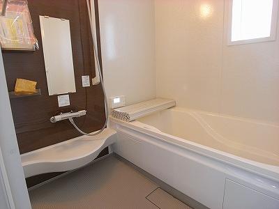 Bathroom.  ※ The photograph is a property of the same manufacturer and construction.