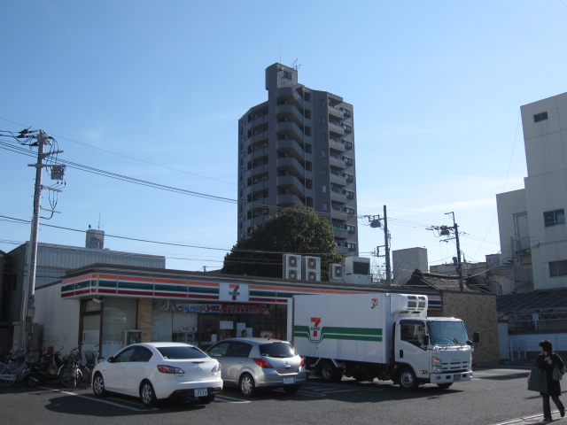 Convenience store. Seven-Eleven Okegawa east-chome store up (convenience store) 597m
