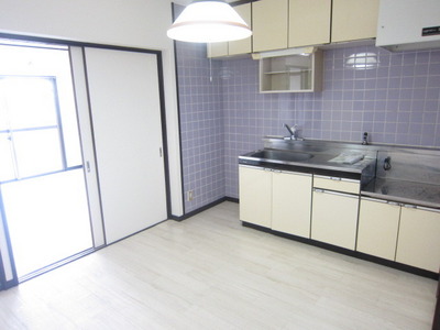 Kitchen. 6 Pledge dining! Dining space can also be ensured!