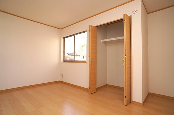 Non-living room. Indoor (11 May 2013) Shooting