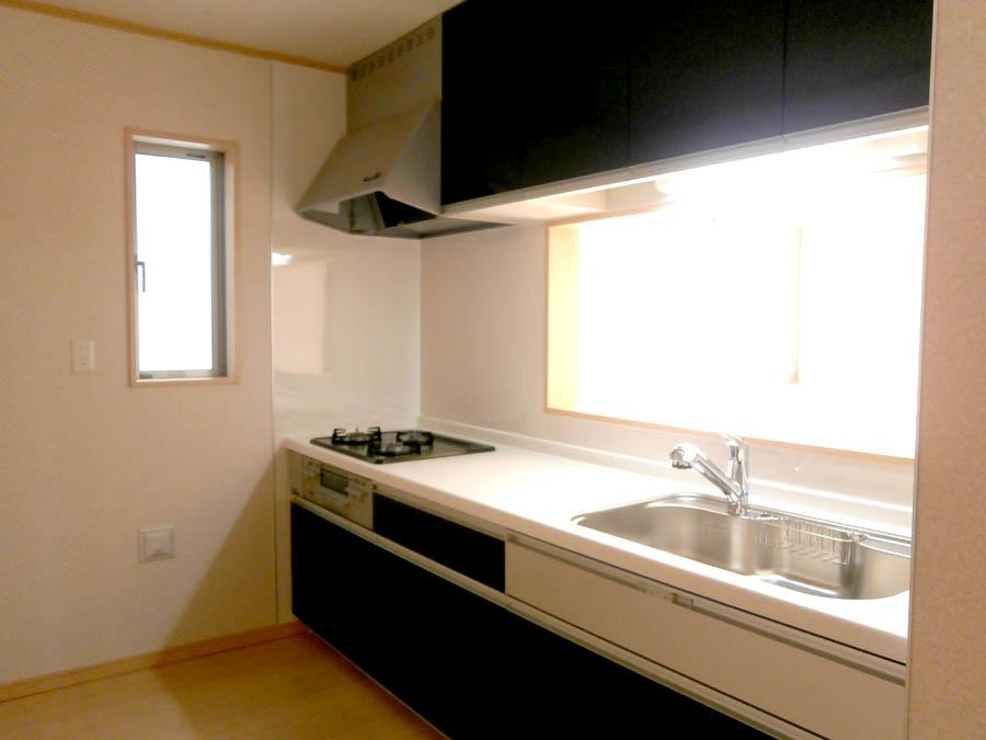 Kitchen. Was building completed. Such as the actual image from per yang, We have to wait all the time so you can see directly. t