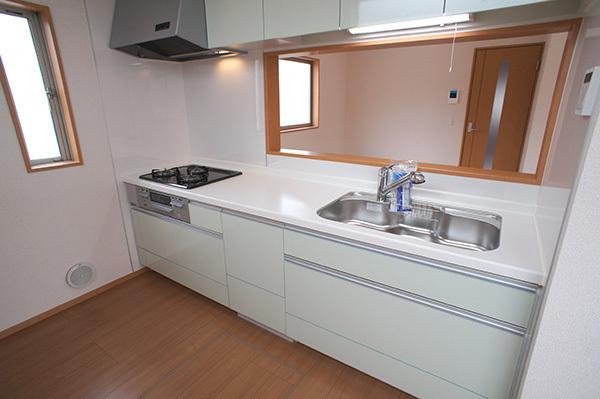 Kitchen. Produce a warm time face-to-face kitchen of your family Indoor (September 2013) Shooting Building 2