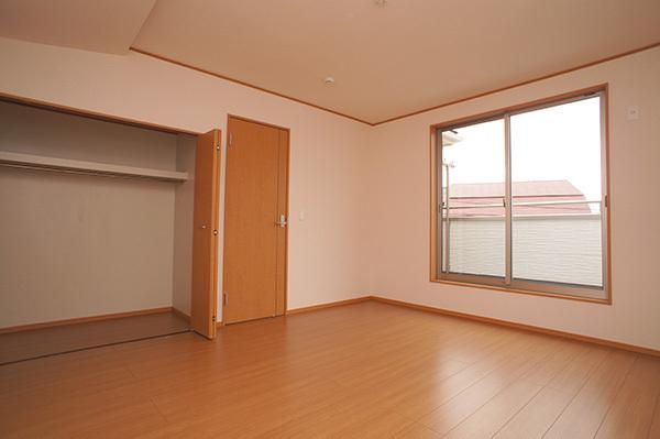 Non-living room. Indoor (September 2013) Shooting Building 2