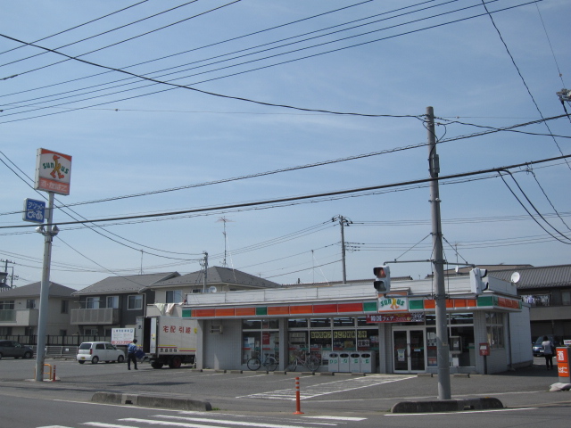 Convenience store. Thanks Okegawa store up (convenience store) 674m
