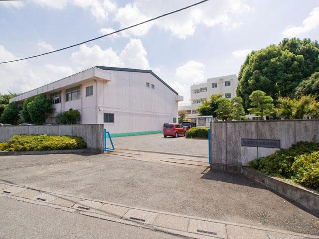 Primary school. Ageo Municipal Oishikita to elementary school 780m