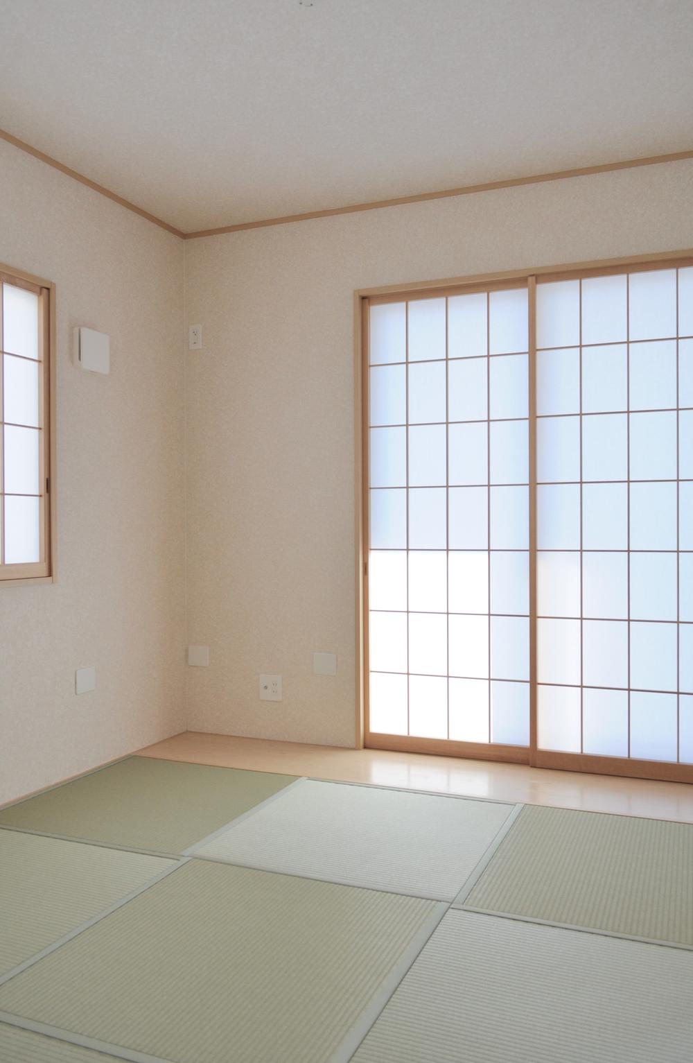 Non-living room. (1) Building (11 May 2013) Shooting