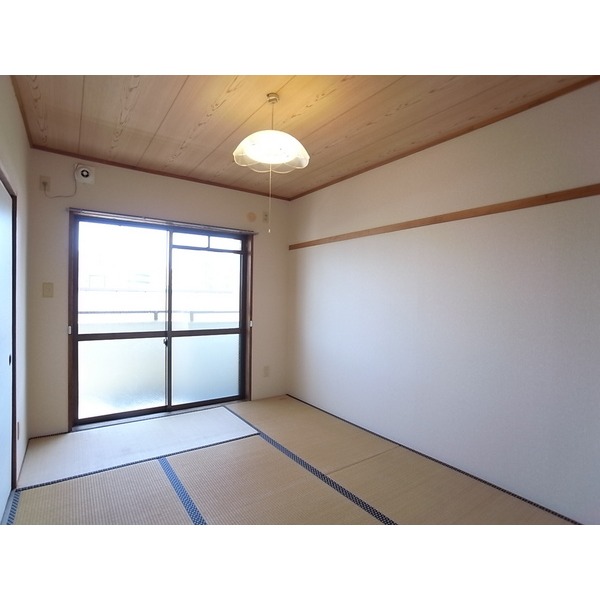 Other room space. Japanese-style room 6 quires