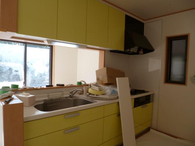 Kitchen. Indoor (12 May 2013) Shooting