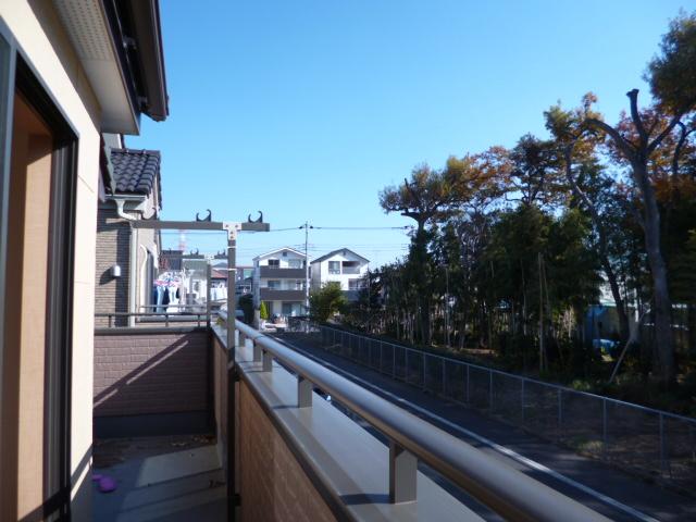 View photos from the dwelling unit. View from the site (December 2013) Shooting