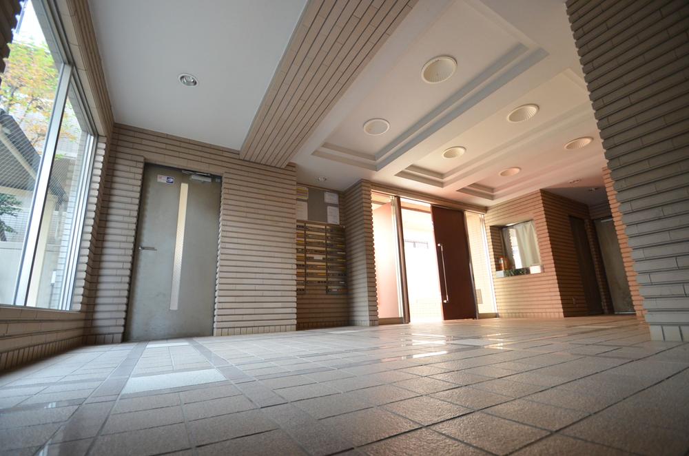 Entrance. Local (September 2012) shooting