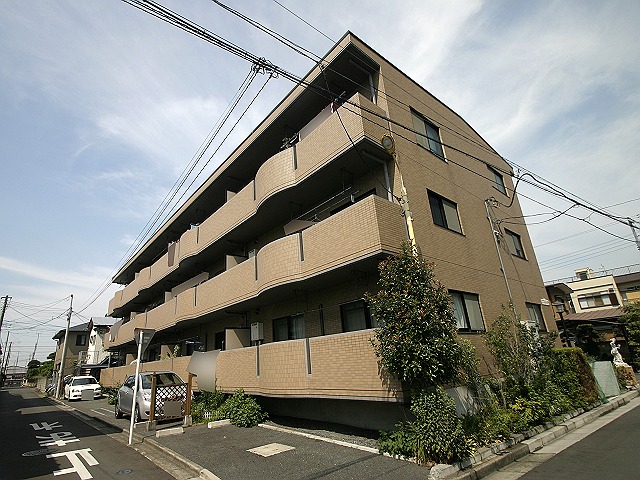 Building appearance. Excellent reinforced concrete to sound insulation