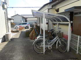 Other common areas. Place for storing bicycles