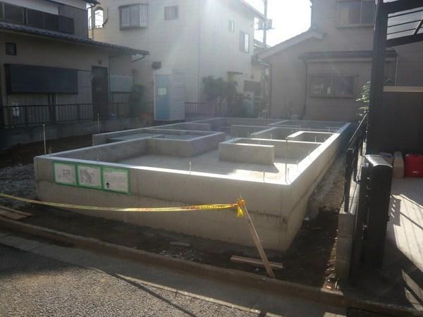 Local photos, including front road