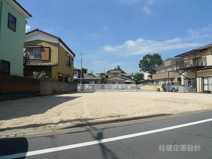 Local photos, including front road. It will be built in your favorite floor plan! "Ageo Station" a 10-minute walk, Elementary School 5-minute walk, Junior high school walk 600m and nearby, Commute, It's empty Studies also safe! 
