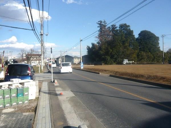 Local photos, including front road